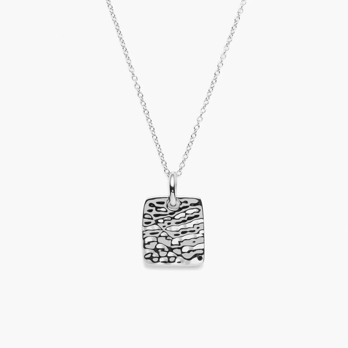 Alyx Textured Pendant – Silver